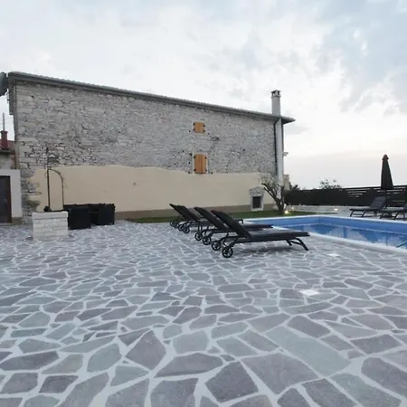Villa Druskovic 8 *