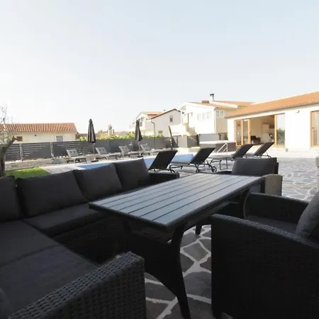 Villa Druskovic 8 * Triban
