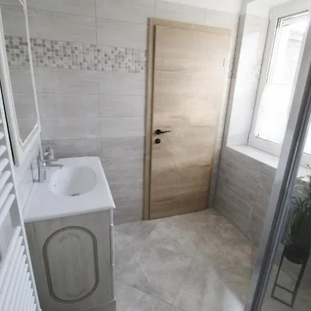 Villa Druskovic 8 *