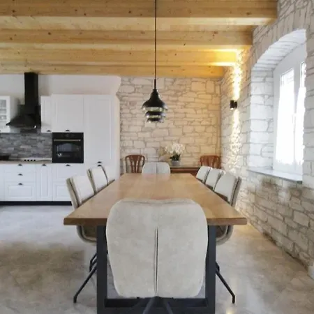 Villa Druskovic 8 *